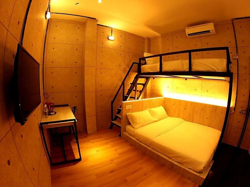 Hotel Photo 9