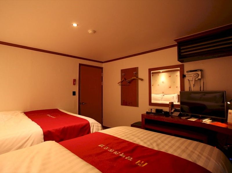 Hotel Photo 8