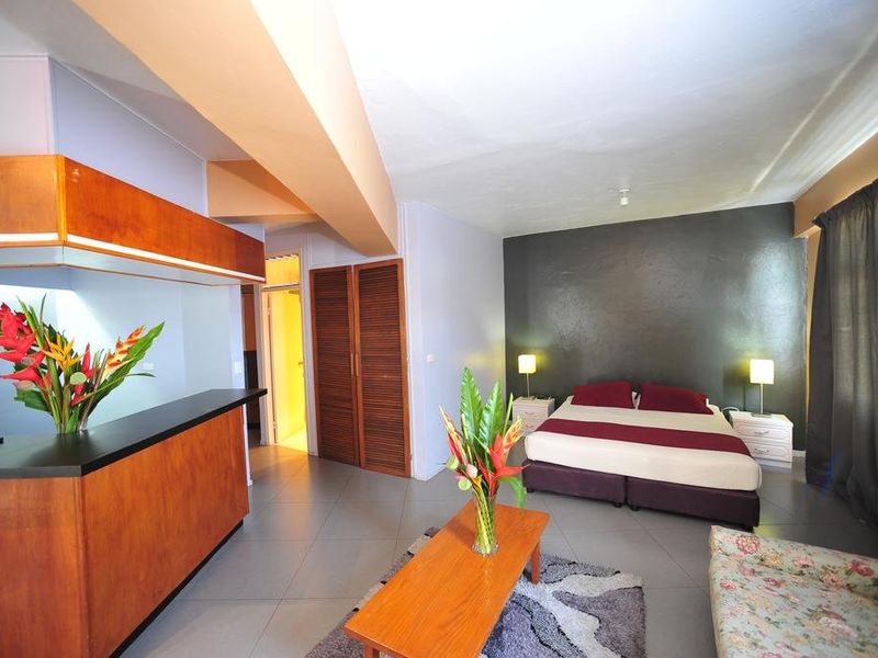 Hotel Photo 1