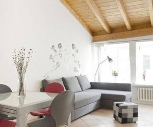 Woody Apartment Bolzano Italy