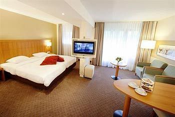Hotel Photo 1
