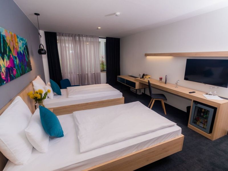 Hotel Photo 1