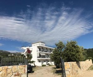 Calliope Apartments Himare Albania