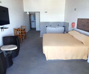 Akas Hotel Apartamentos Canoas De Punta Sal Peru