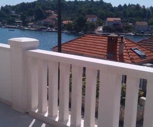 Apartment Metka Lumbarda Croatia