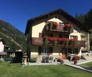 Apartment Enzian Saas Grund Switzerland