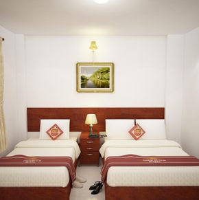NearBy Hotel