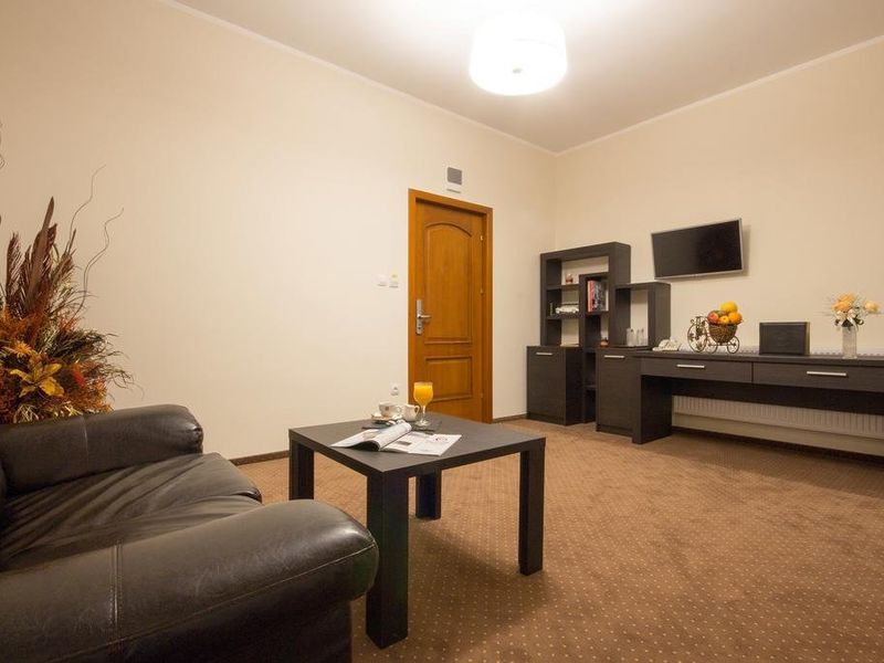 Hotel Photo 11