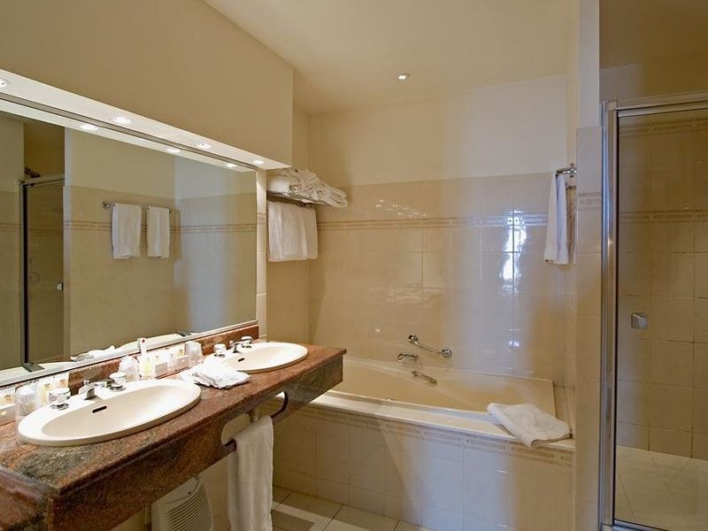 Hotel Photo 9