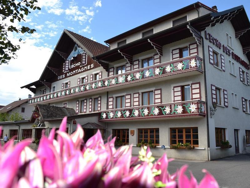 Hotel Photo 1