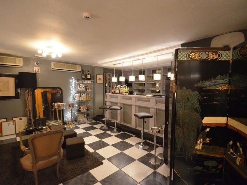 Hotel Photo 9