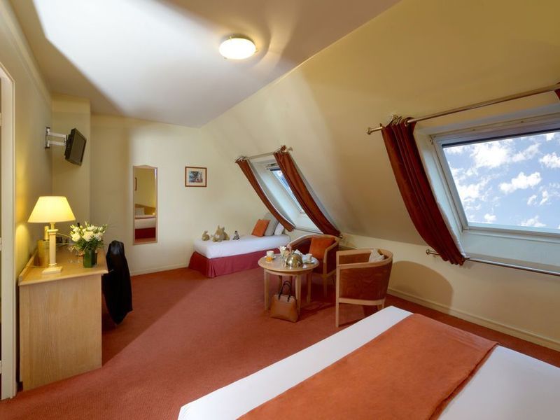 Hotel Photo 6