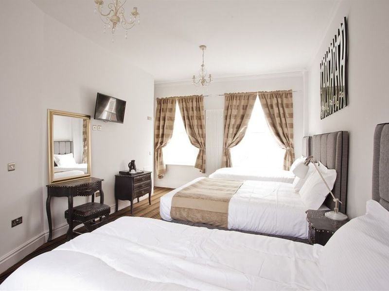Hotel Photo 10