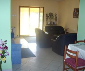 ZAMÁRDI APARTMANHÁZ Zamardi Hungary