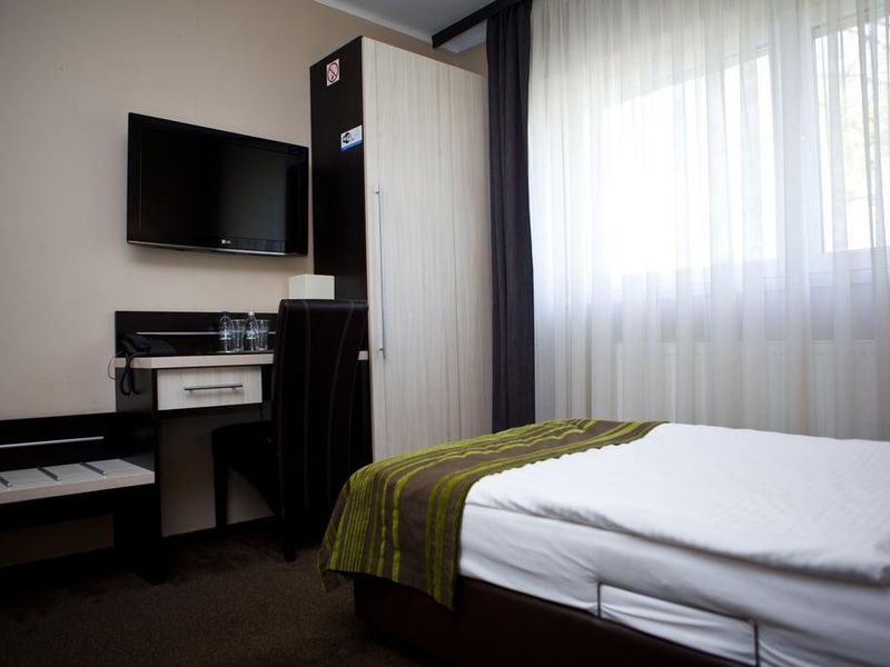Hotel Photo 1