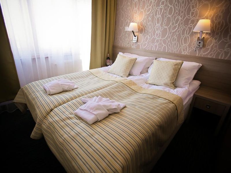 Hotel Photo 1