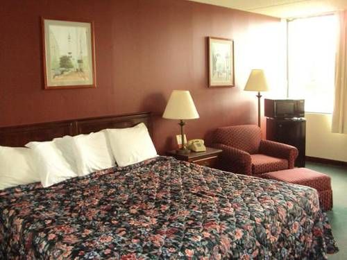 Photo of Red Carpet Inn Fanta Suites Hotel