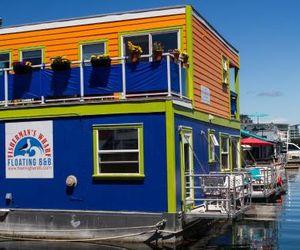 A Float Home B&B in Fisherman’s Wharf Victoria Canada