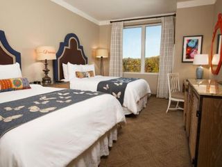 Фото отеля Dollywood's DreamMore Resort and Spa