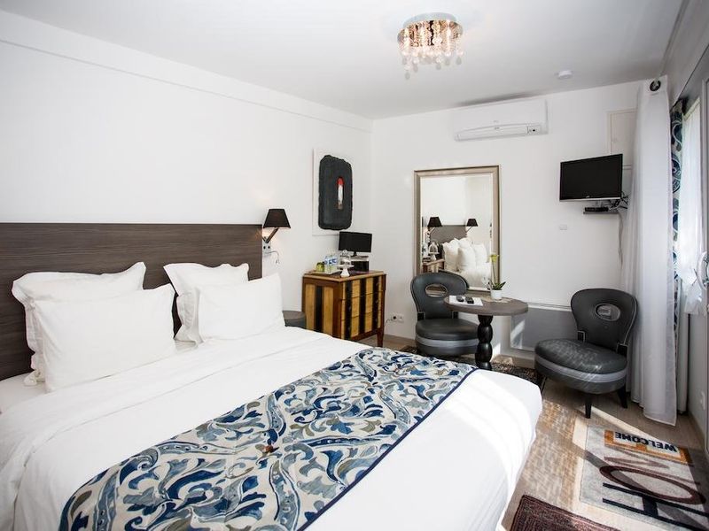 Hotel Photo 1