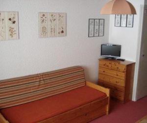 Studio in Montgenèvre With Wonderful Mountain View Balcony and Wifi 400 m From the Slopes Montgenevre France