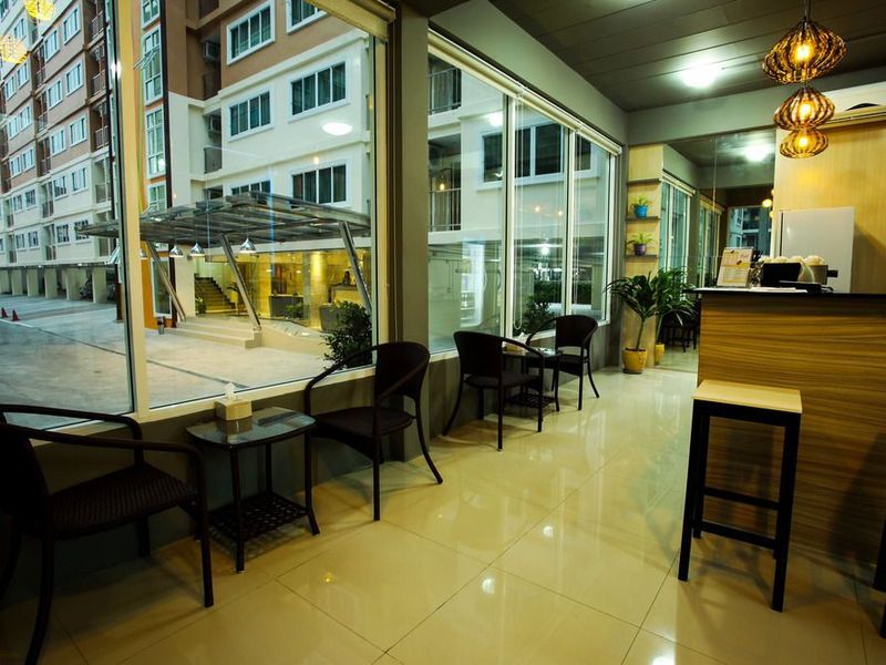 Hotel Photo 6
