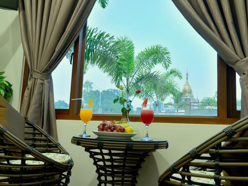 Hotel Photo 16