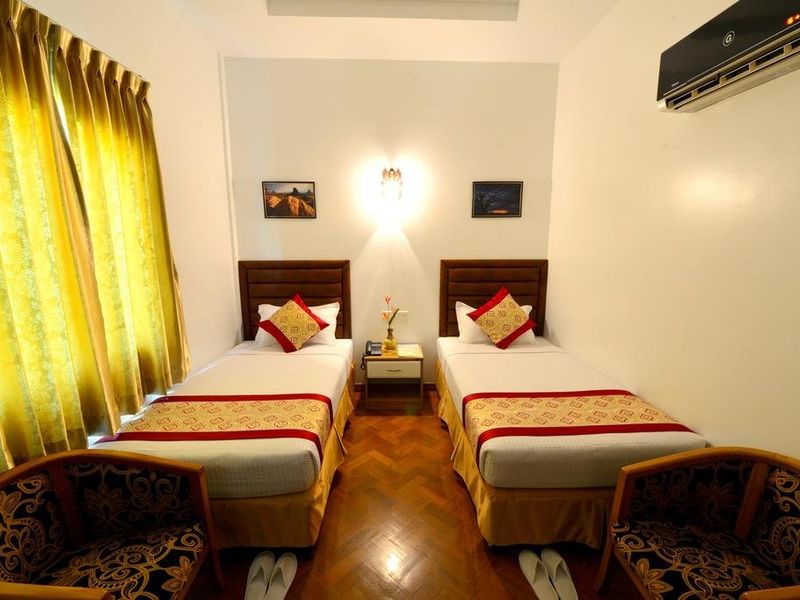 Hotel Photo 6
