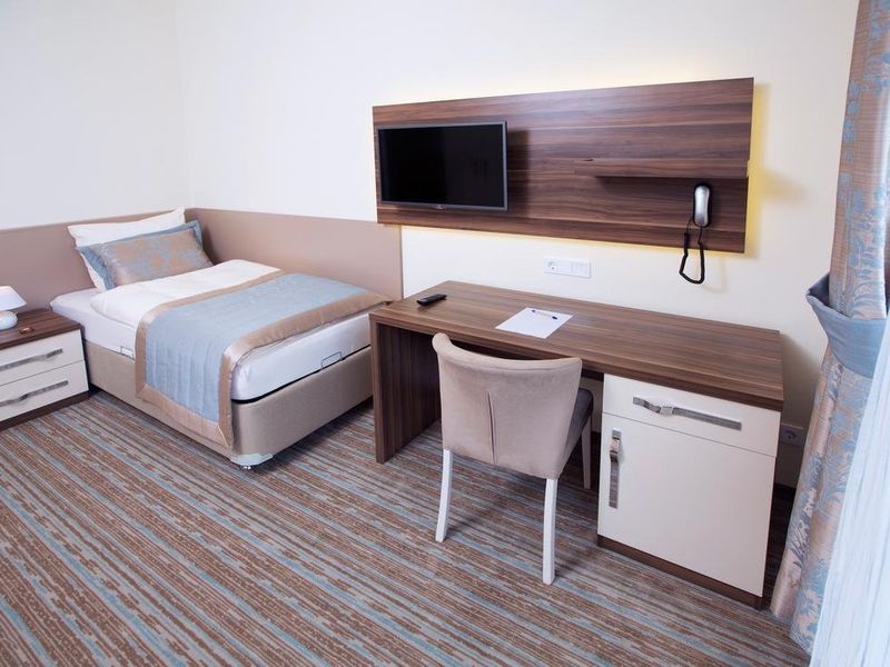 Hotel Photo 5