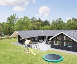 Eight-Bedroom Holiday home Frederiksværk with a room Hot Tub 03 Melby Denmark