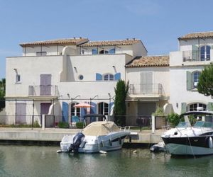 Four-Bedroom Holiday home Mont 05 Aigues-Mortes France