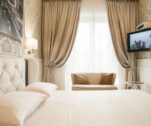 Duomo Rooms Milan Italy