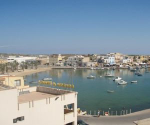 Bivani sul porto vecchio Lampedusa Village Italy