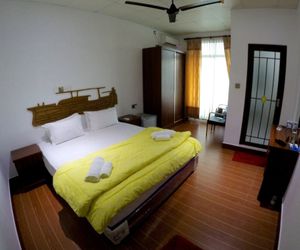 Guraidhoo Inn Maafushi Island Maldives