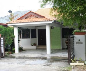 Penang Island Holiday Home Gelugor Malaysia