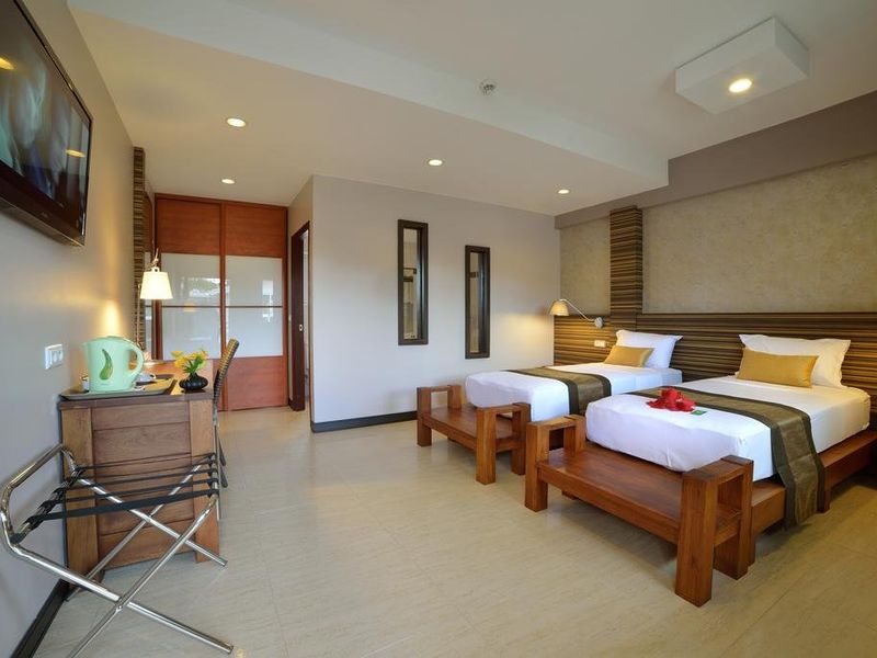 Hotel Photo 8