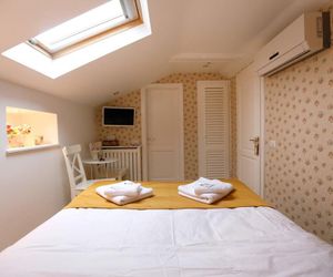Hotel Les Jardins Carol Bucharest Romania