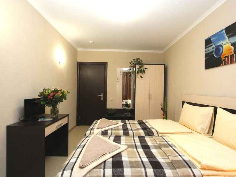 Hotel Photo 1