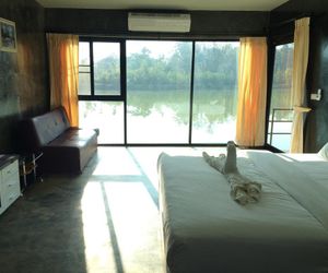 Lakeview Resort Amphoe Mae On Thailand