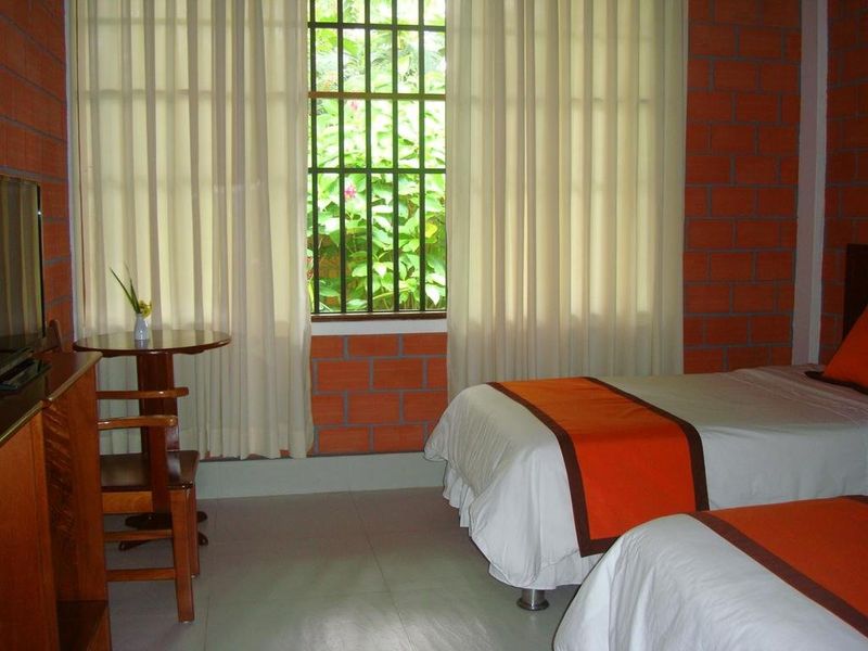 Hotel Photo 6