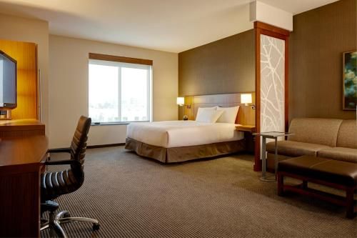 Hyatt Place Lansing-East