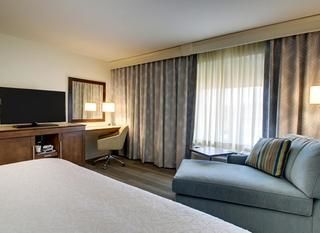 Hotel pic Hampton Inn & Suites Milwaukee West