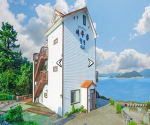 Harmory Pension Koje South Korea