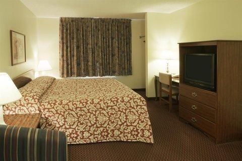 Photo of HomeTown Inn & Suites
