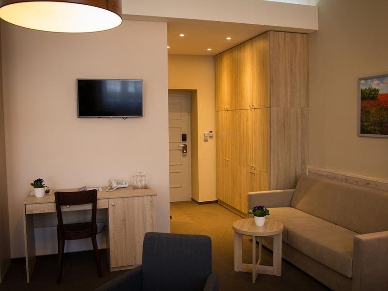 Hotel Photo 11