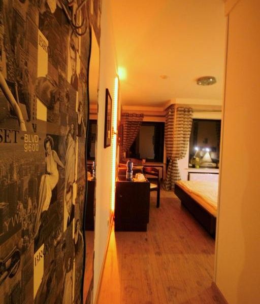 Hotel Photo 9