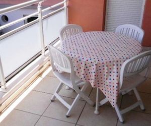 APPARTEMENT LE JEANNE Frejus France