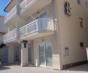 Apartments Radoš Lokva Rogoznica Croatia