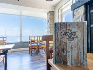 Фото отеля The Gaslight Inn Holiday Apartments Rossnowlagh