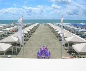 Danio beach house Lido Di Camaiore Italy